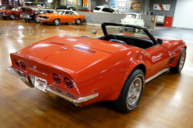 Chevrolet Corvette 1971 image number 16