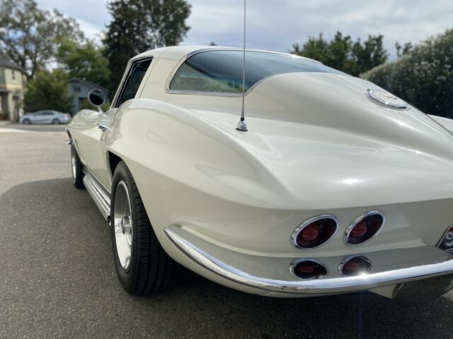 Chevrolet Corvette 1967 image number 6