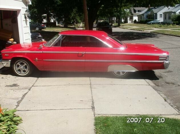 Ford Galaxie 1963 image number 14