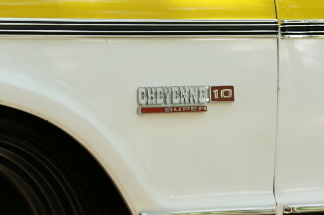 Chevrolet C-10 1971 image number 14