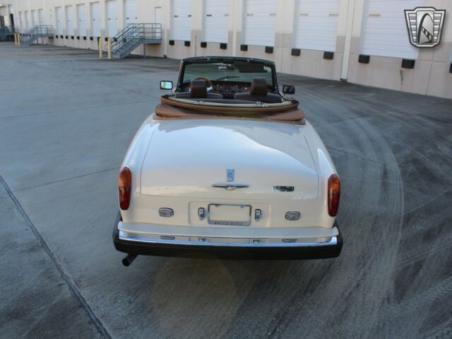 Rolls-Royce Corniche 1973 image number 11