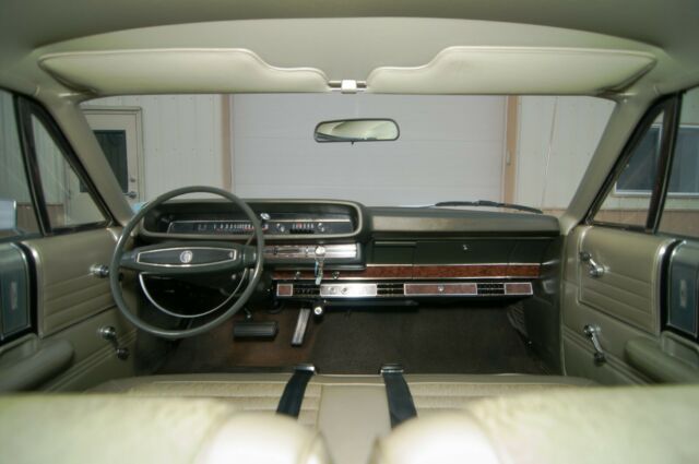 Ford Galaxie 1968 image number 13