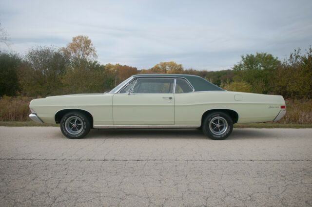 Ford Galaxie 1968 image number 27