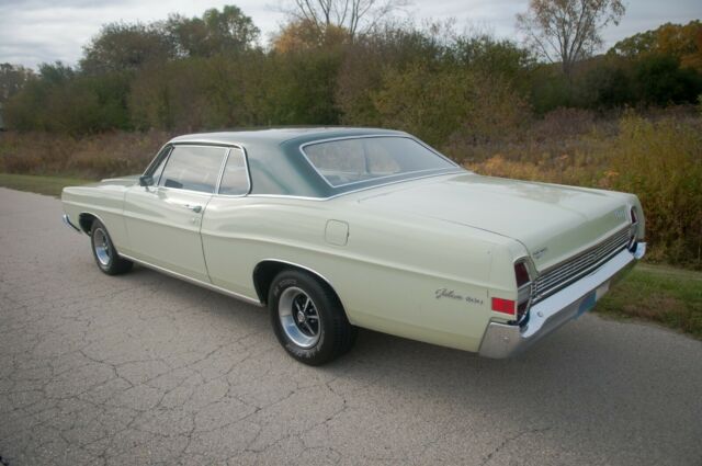 Ford Galaxie 1968 image number 30