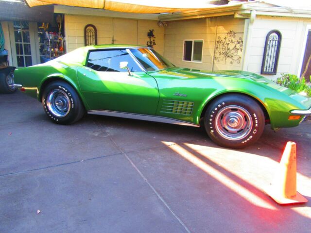 Chevrolet Corvette 1972 image number 25