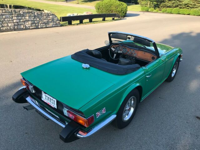 Triumph TR-6 1975 image number 1