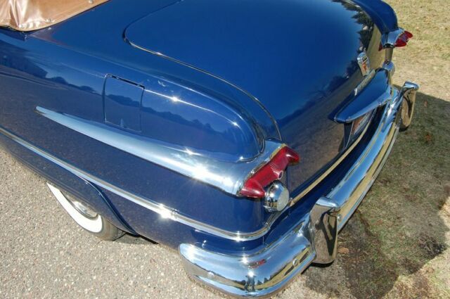 Ford Custom 2DR Convertible 1951 image number 13