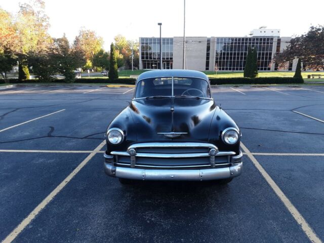 Chevrolet Fleetline 1950 image number 2