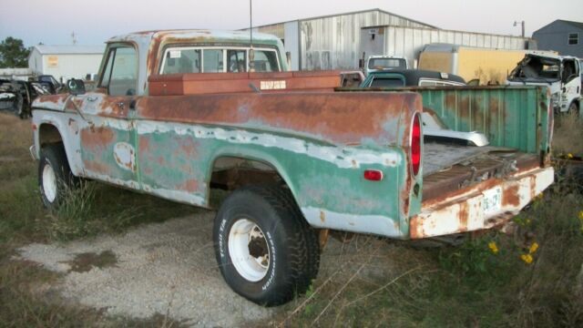 Dodge Power Wagon 1965 image number 21