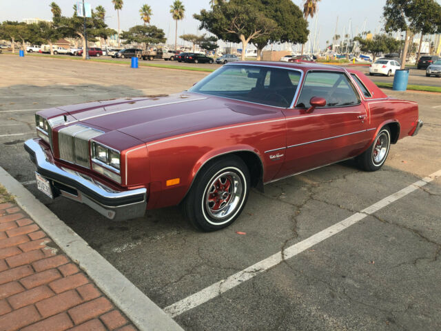 Oldsmobile Cutlass 1976 image number 32