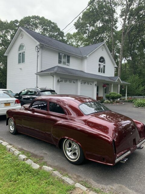 Chevrolet Fleetline 1951 image number 2