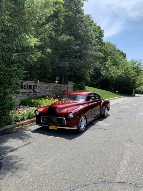 Chevrolet Fleetline 1951 image number 25