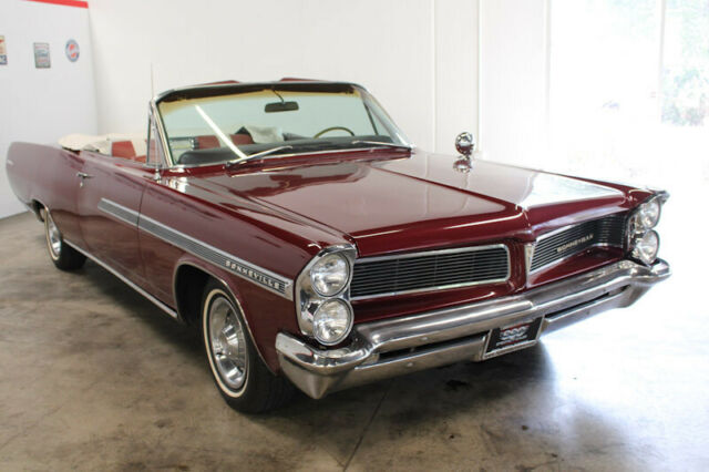 Pontiac Bonneville 1963 image number 28