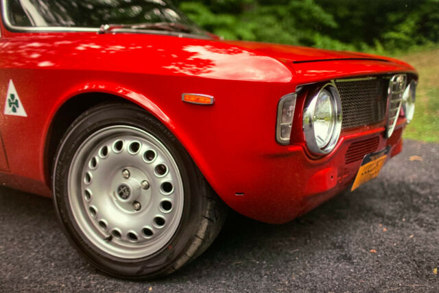 Alfa Romeo GT 1968 image number 40