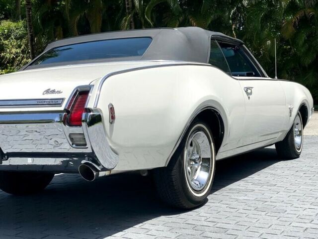 Oldsmobile Cutlass 1969 image number 6