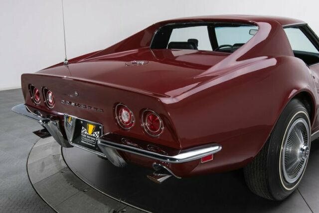 Chevrolet Corvette 1969 image number 23