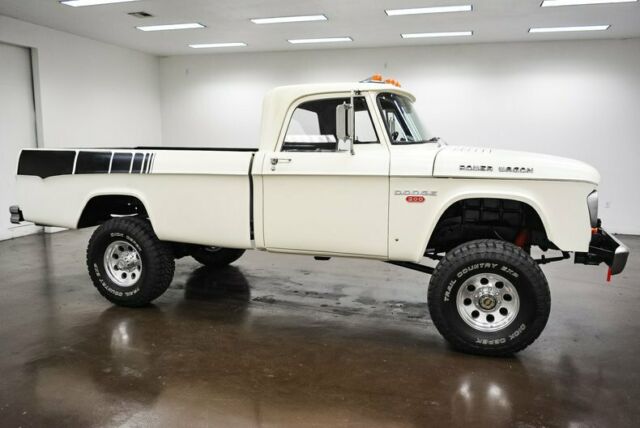 Dodge Power Wagon 1968 image number 7