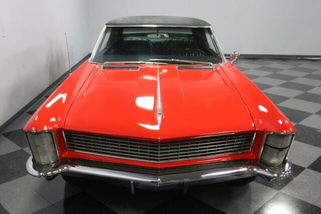 Buick Riviera 1965 image number 21