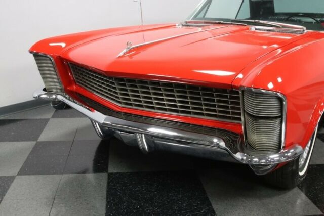 Buick Riviera 1965 image number 23