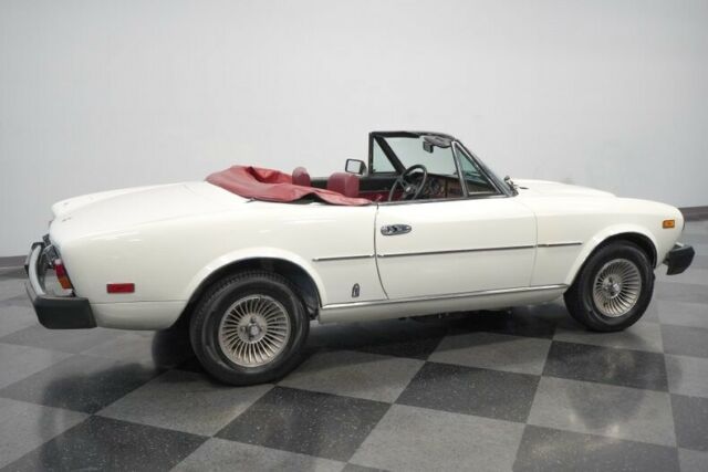 Fiat Spider 2000 1979 image number 14