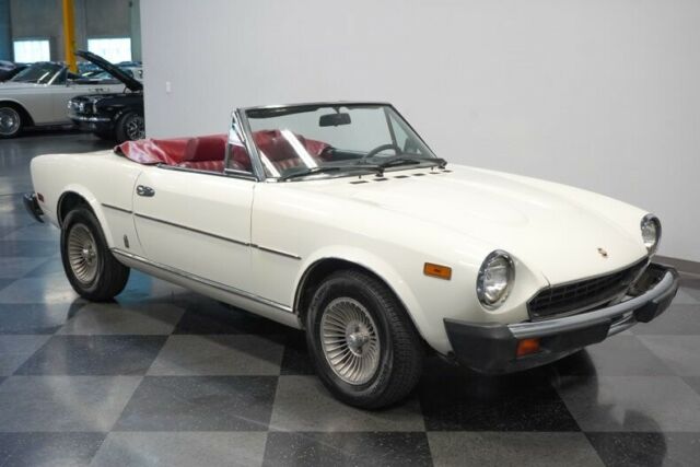 Fiat Spider 2000 1979 image number 17