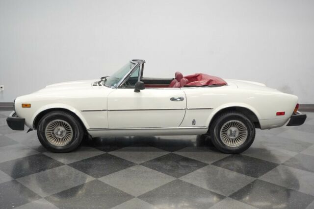 Fiat Spider 2000 1979 image number 31