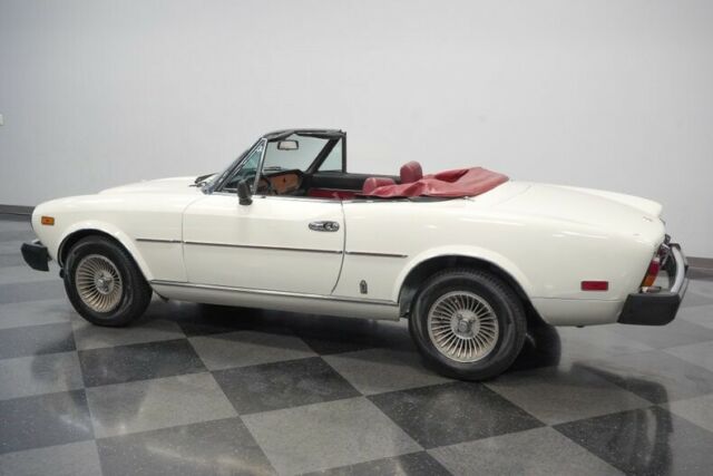 Fiat Spider 2000 1979 image number 32