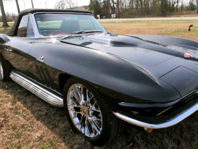 Chevrolet Corvette 1965 image number 28