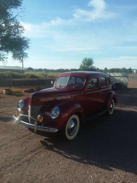 Ford Deluxe 1940 image number 12