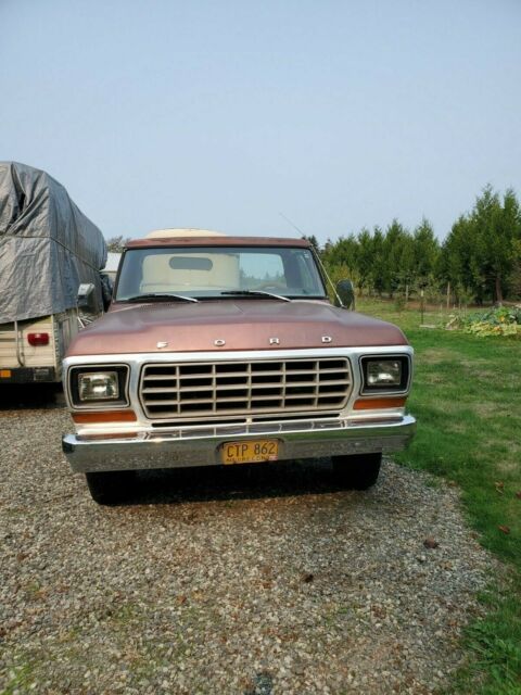 Ford F-250 1979 image number 0