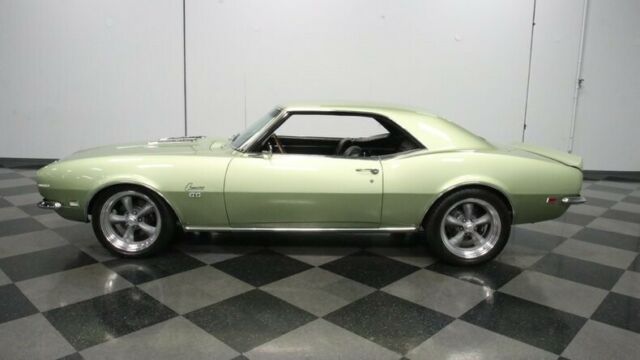 Chevrolet Camaro 1968 image number 2