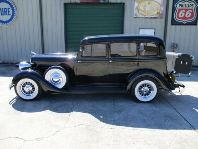 Dodge Deluxe Sedan 1934 image number 0