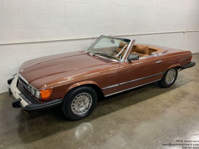 Mercedes-Benz SL-Class 1979 image number 16