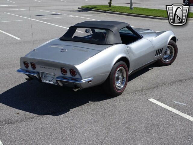 Chevrolet Corvette 1968 image number 4