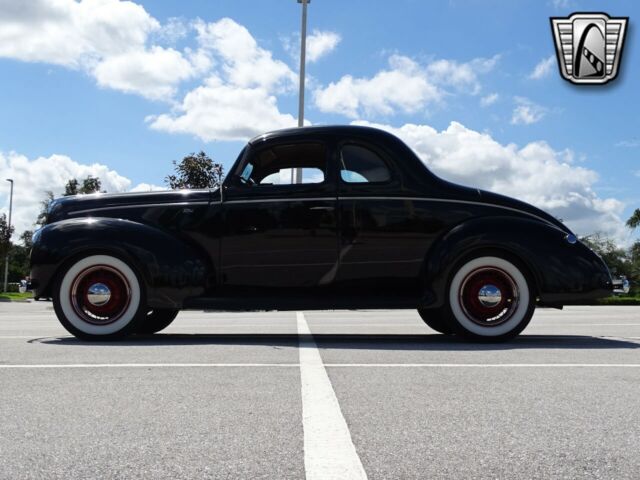 Ford Business Coupe 1940 image number 40