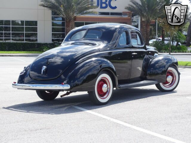 Ford Business Coupe 1940 image number 6