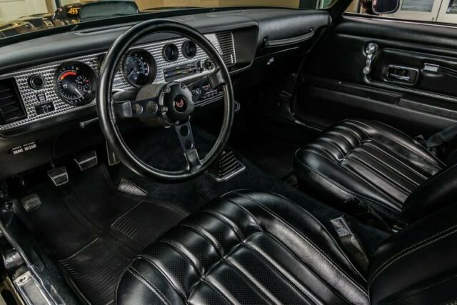 Pontiac Trans Am 1976 image number 24