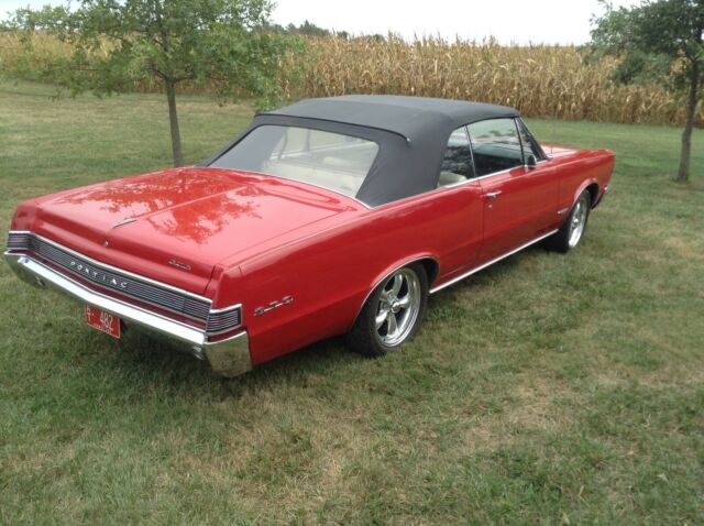 Pontiac GTO 1965 image number 30