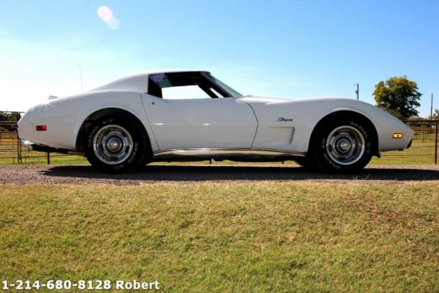 Chevrolet Corvette 1976 image number 6