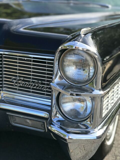 Cadillac DeVille 1965 image number 21