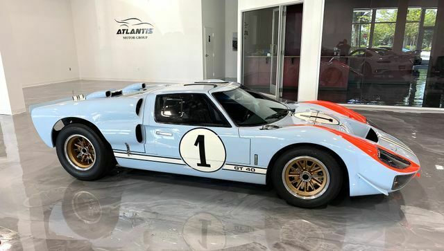 Ford GT 40 1966 image number 2