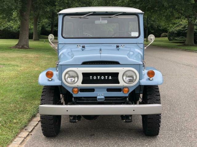 Toyota FJ Cruiser 1969 image number 15