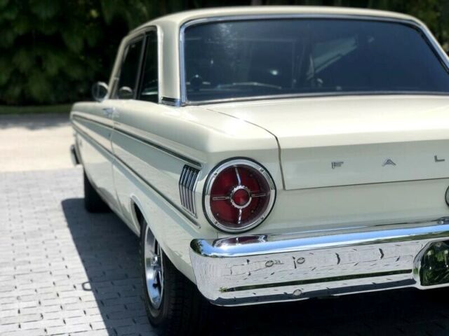 Ford Falcon 1964 image number 8