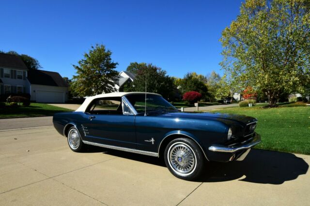 Ford Mustang 1966 image number 0