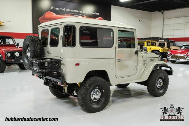 Toyota FJ Cruiser 1976 image number 19