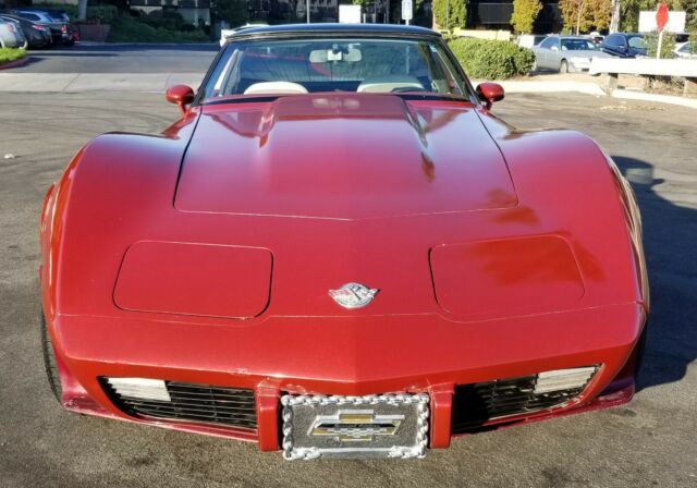 Chevrolet Corvette 1978 image number 1