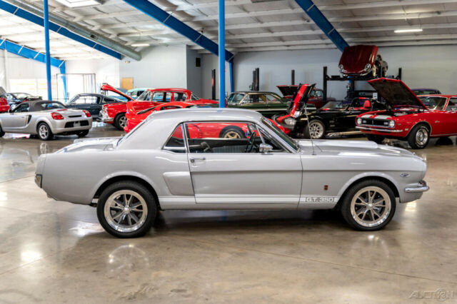 Ford Mustang 1966 image number 13