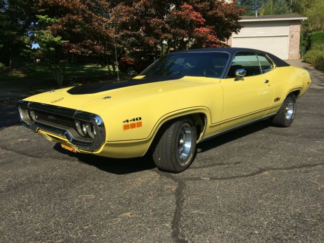 Plymouth GTX 1971 image number 1