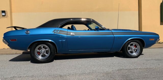 Dodge Challenger 1971 image number 15