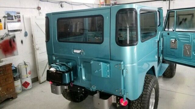 Toyota Land Cruiser 1965 image number 30